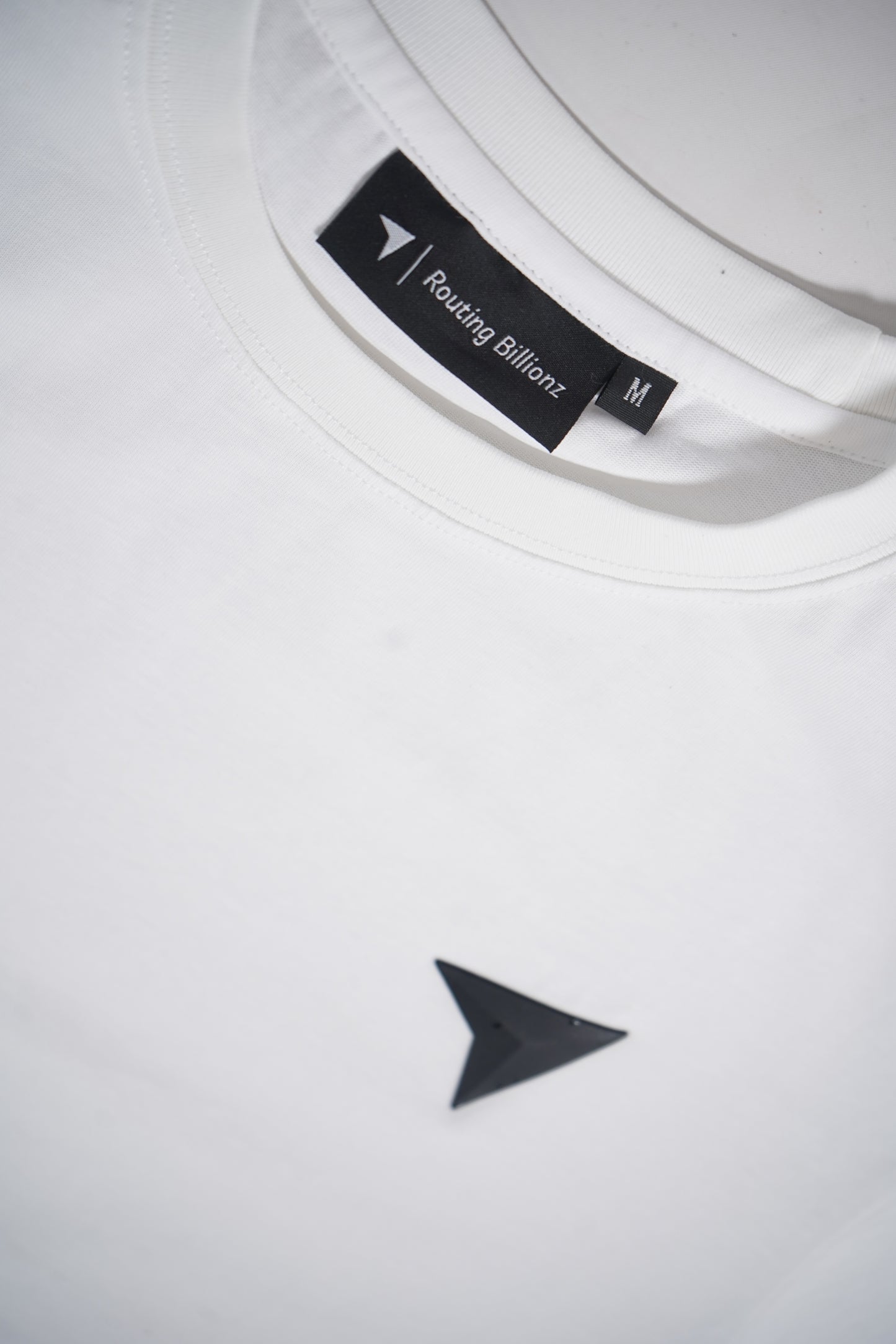 Routing Billionz Signature Rubber Logo Tee – Core White